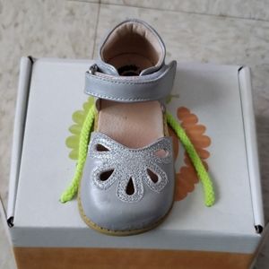 Kids shoes